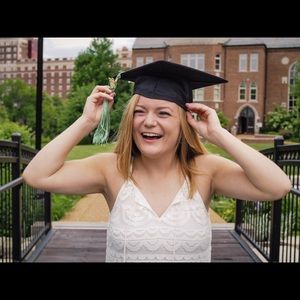 Meet your Posher, Becky